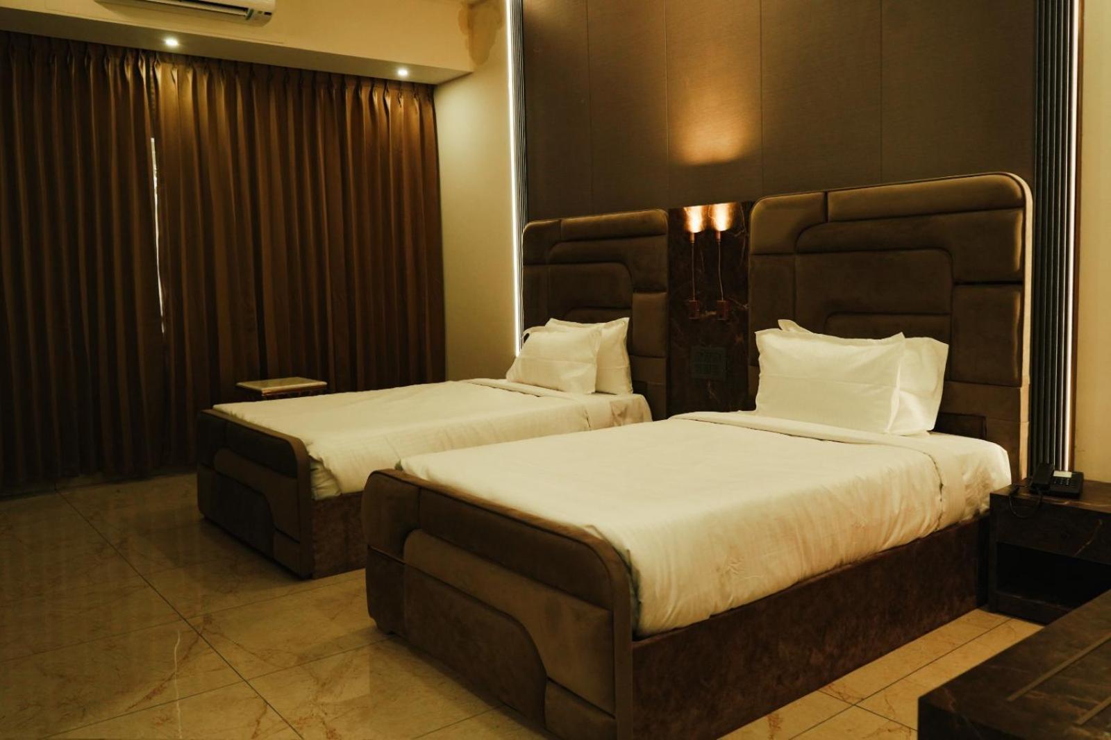 Bini Heritage Thrissur Екстериор снимка