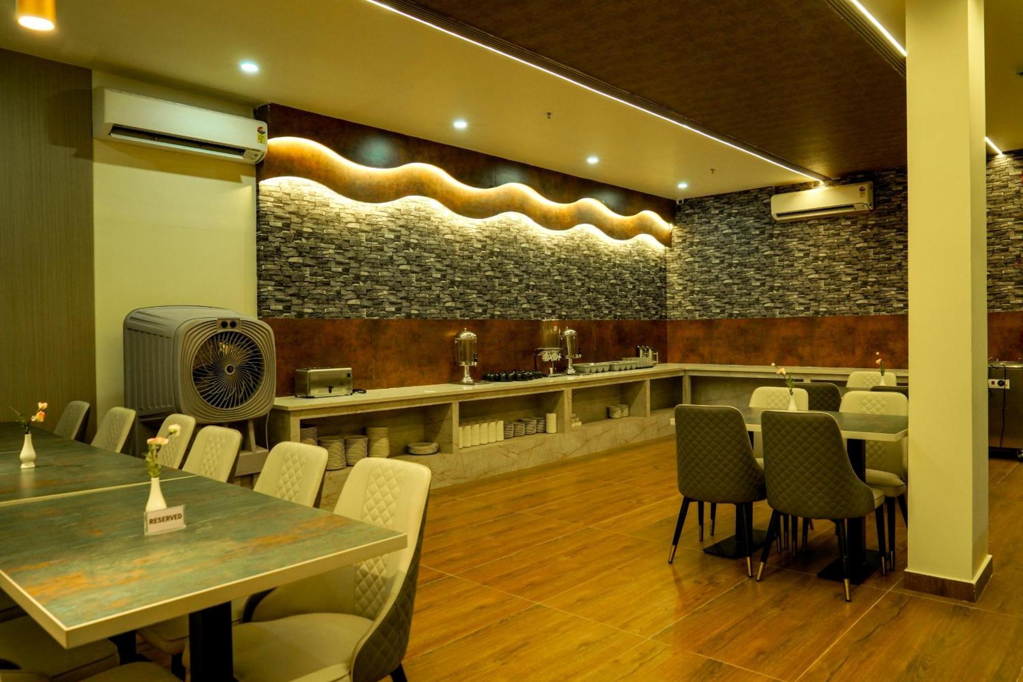 Bini Heritage Thrissur Екстериор снимка